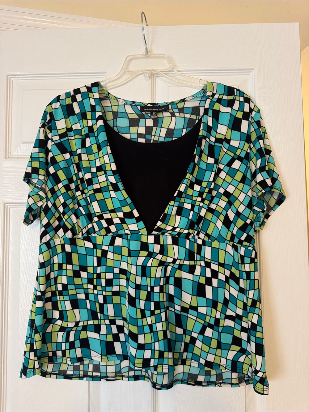 Women's Turquoise Patterned V-Neck Top
